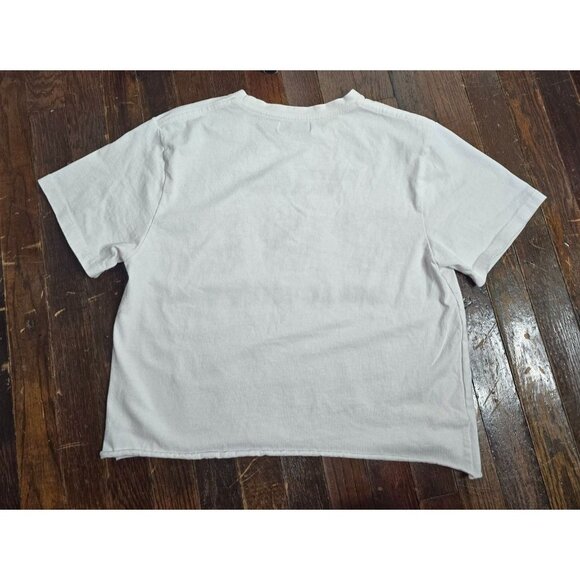 Sanrio Hello Kitty Happy Beach Vacation Tshirt Sunglasses Hearts - Picture 8 of 9